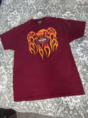 Vintage Harley-Davidson Men's Burgundy Tee with Flame Graphics Large California
